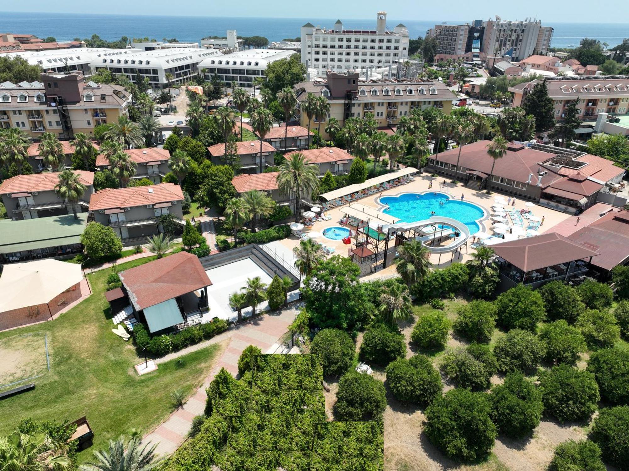 Mir'Amor Garden Resort Hotel Анталия Екстериор снимка