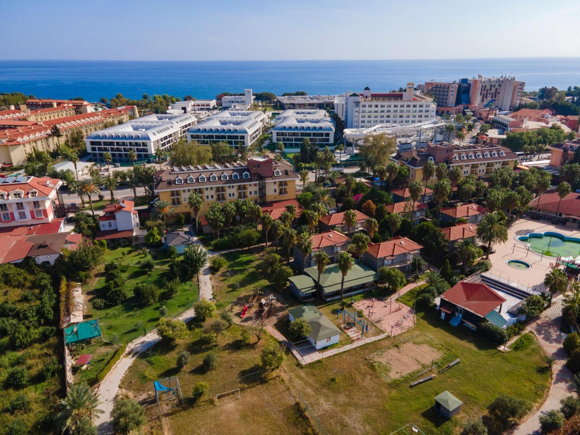 Mir'Amor Garden Resort Hotel Анталия Екстериор снимка
