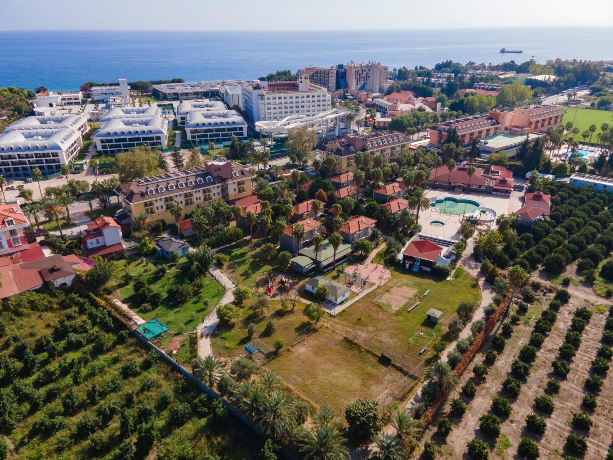 Mir'Amor Garden Resort Hotel Анталия Екстериор снимка